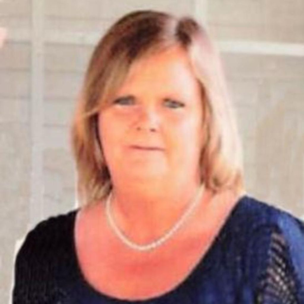Perry Danette Davis