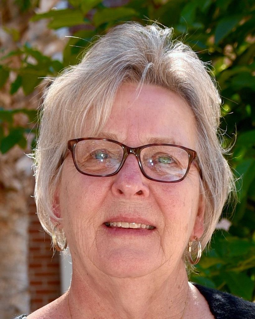 Elizabeth A. Etre Profile Photo