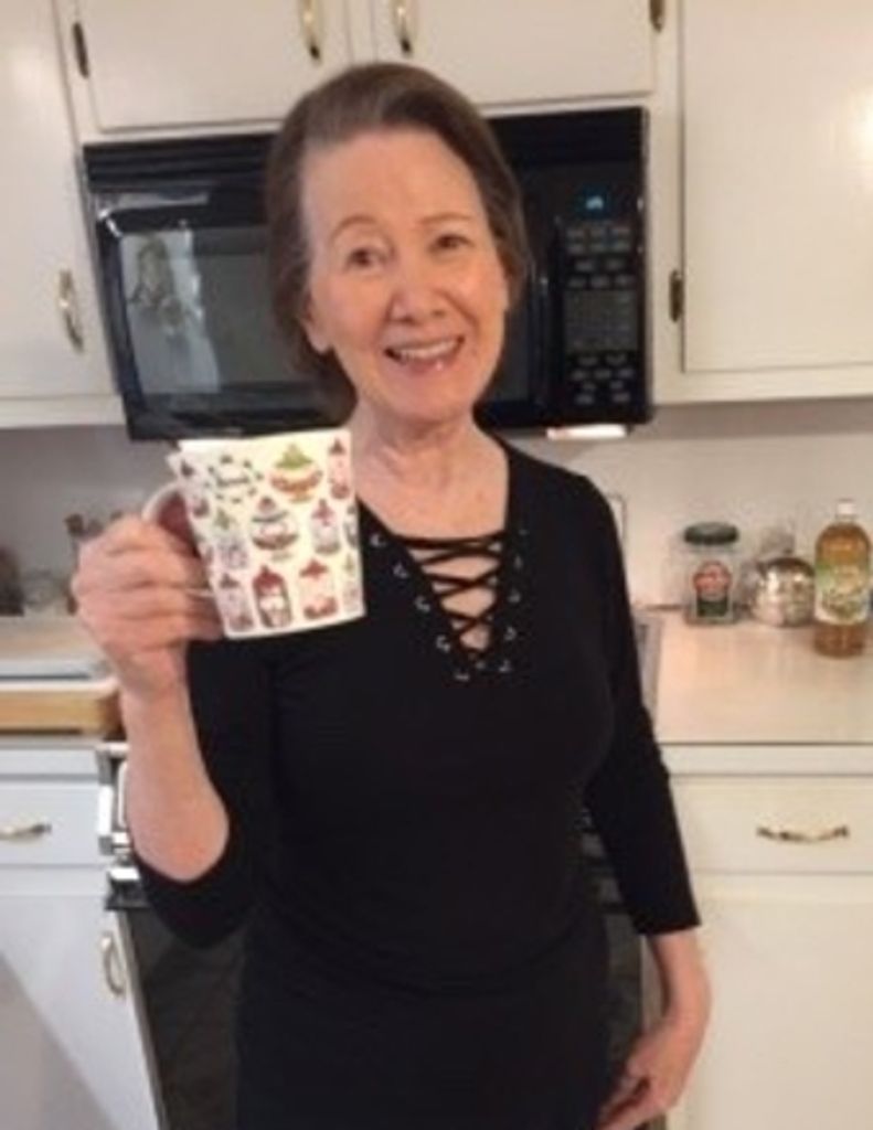 Marilyn " Linn " Paladino