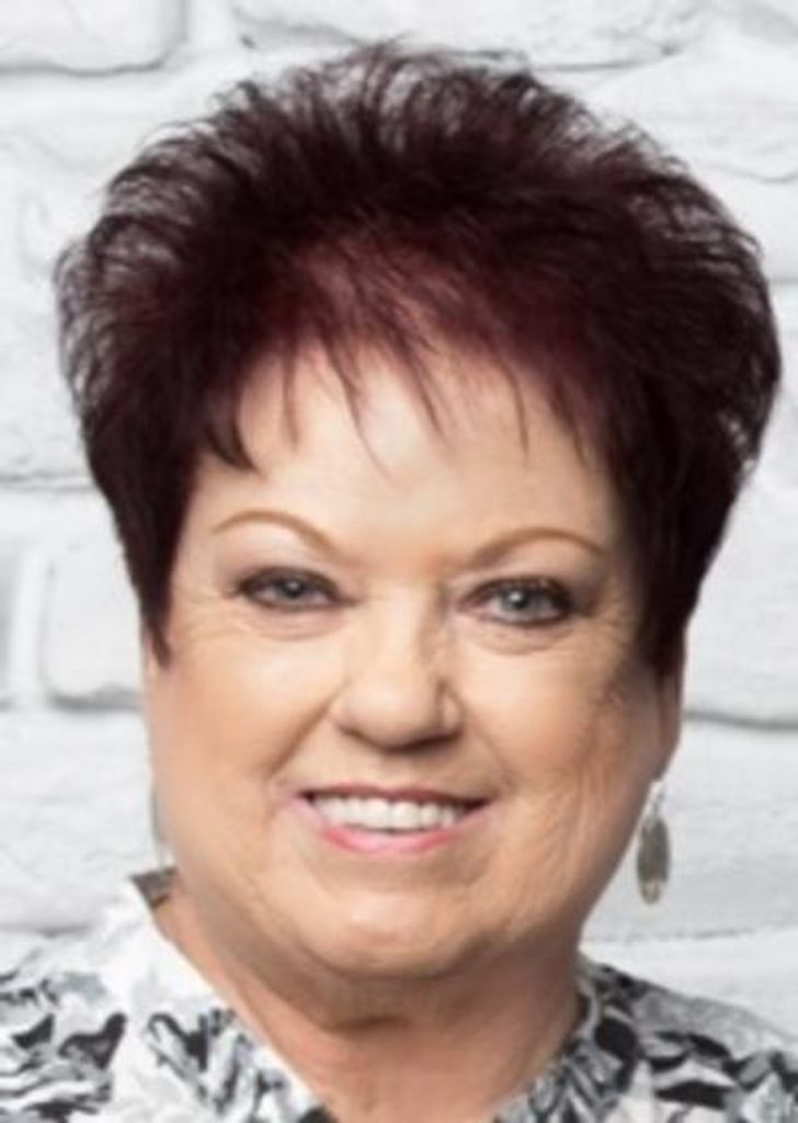 Connie Ault Oxborrow Profile Photo