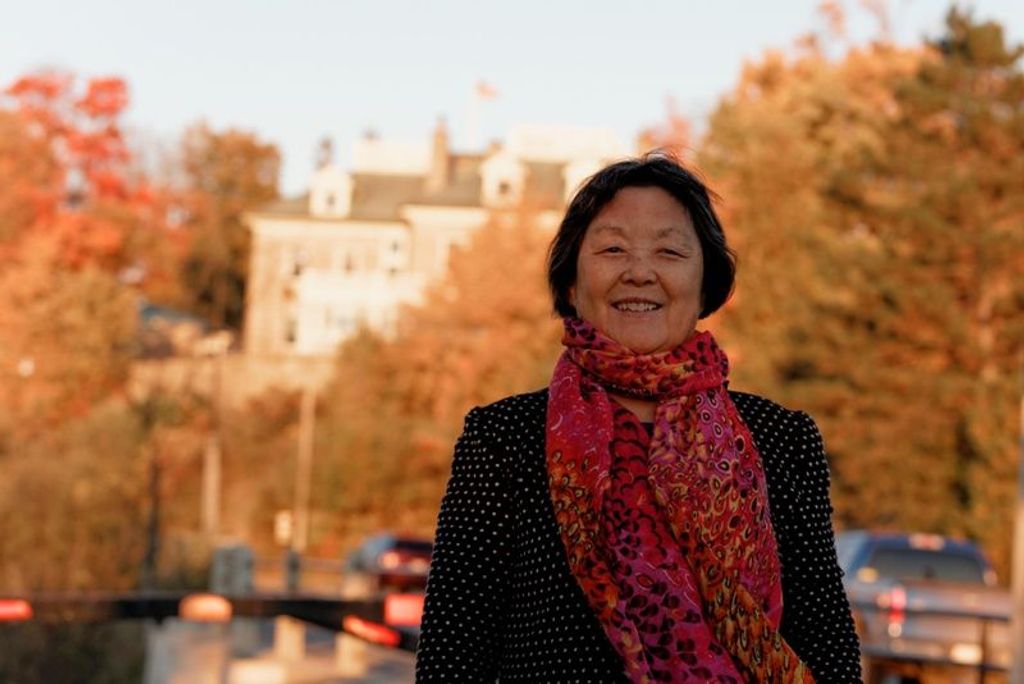 Juzhen Feng