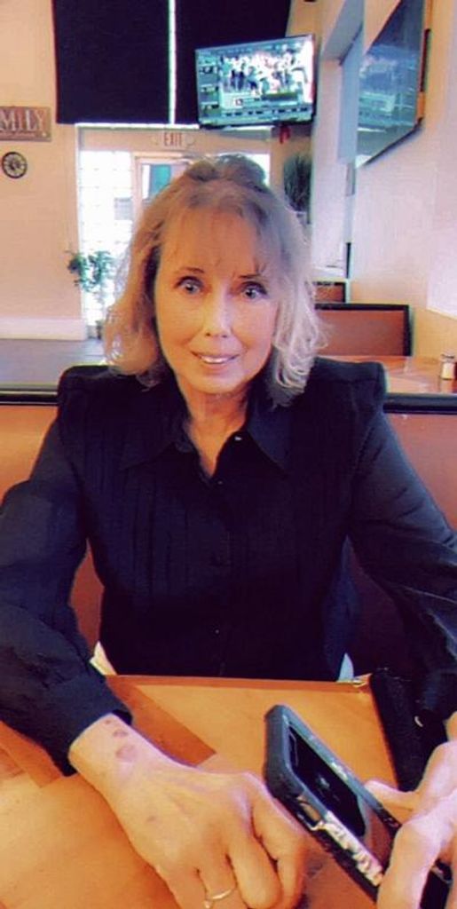 Vicki Charlotte Burks Profile Photo