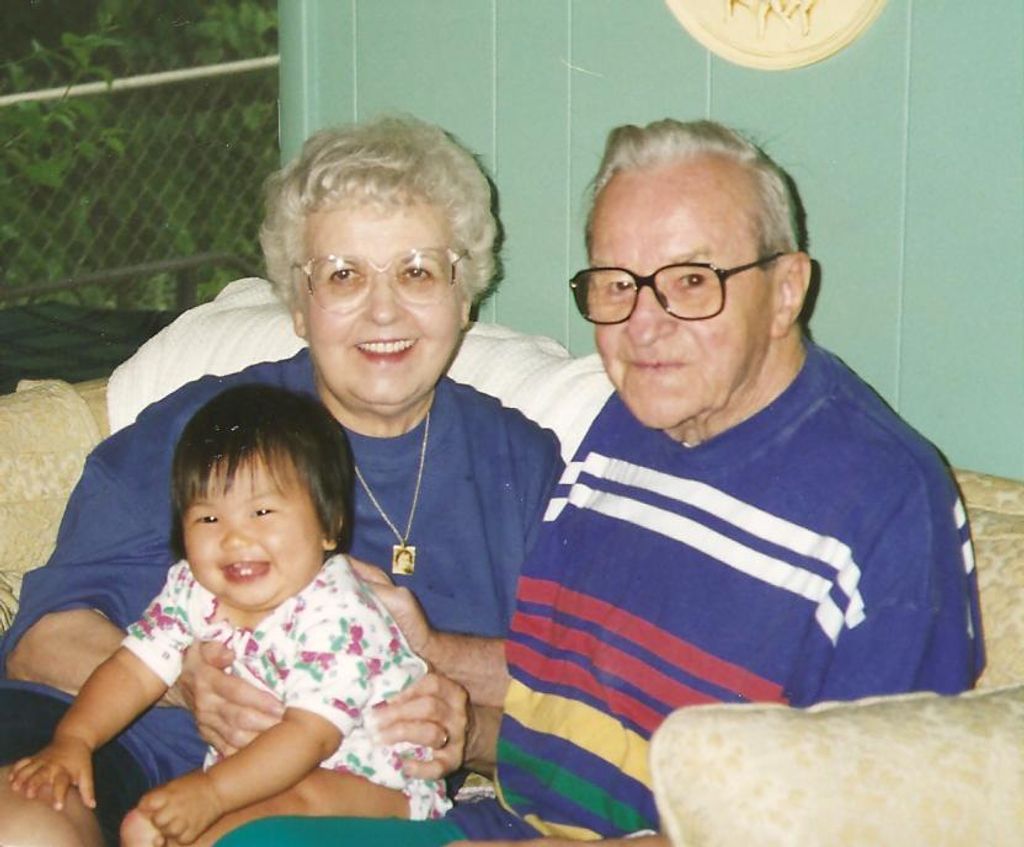 Ann F (Floasin)  Davies