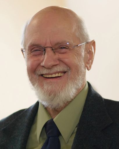 Earl J. Mathews's obituary image