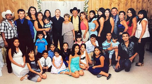 Adolfo Quintanilla photo gallery thumbnail 20 of 80