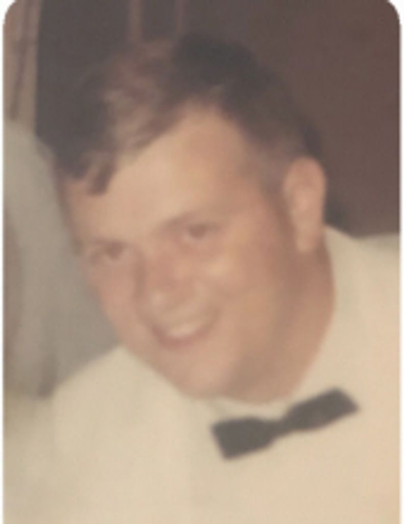 James "Mo" Molinsky