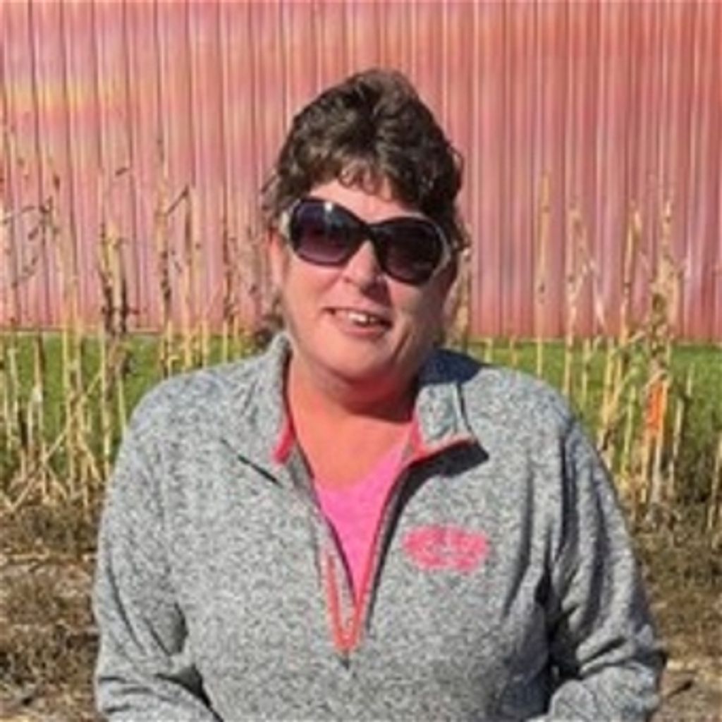Christine Noelle Crandall Profile Photo
