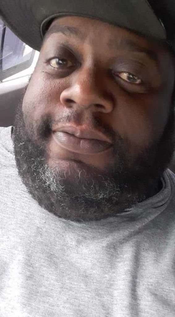 Floyd L Edwards Profile Photo