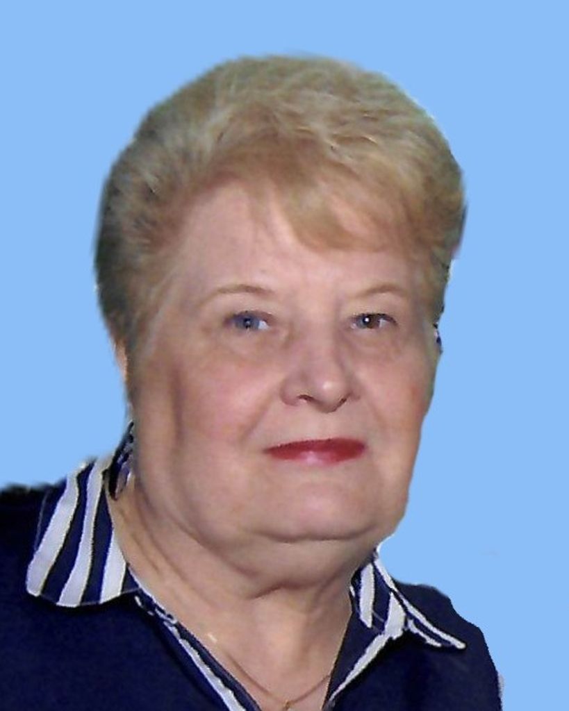 Charlotte Geary Profile Photo