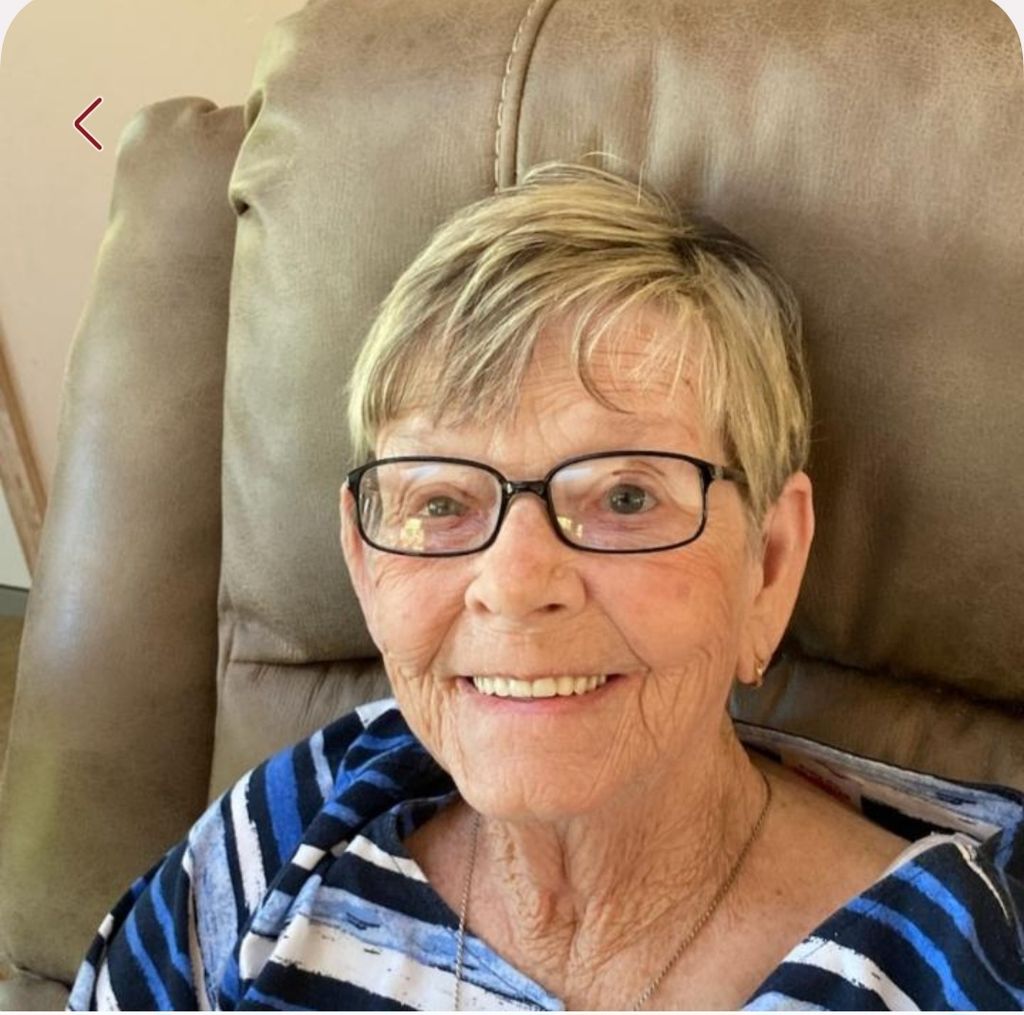 Rowena "Winnie" Weyer Profile Photo