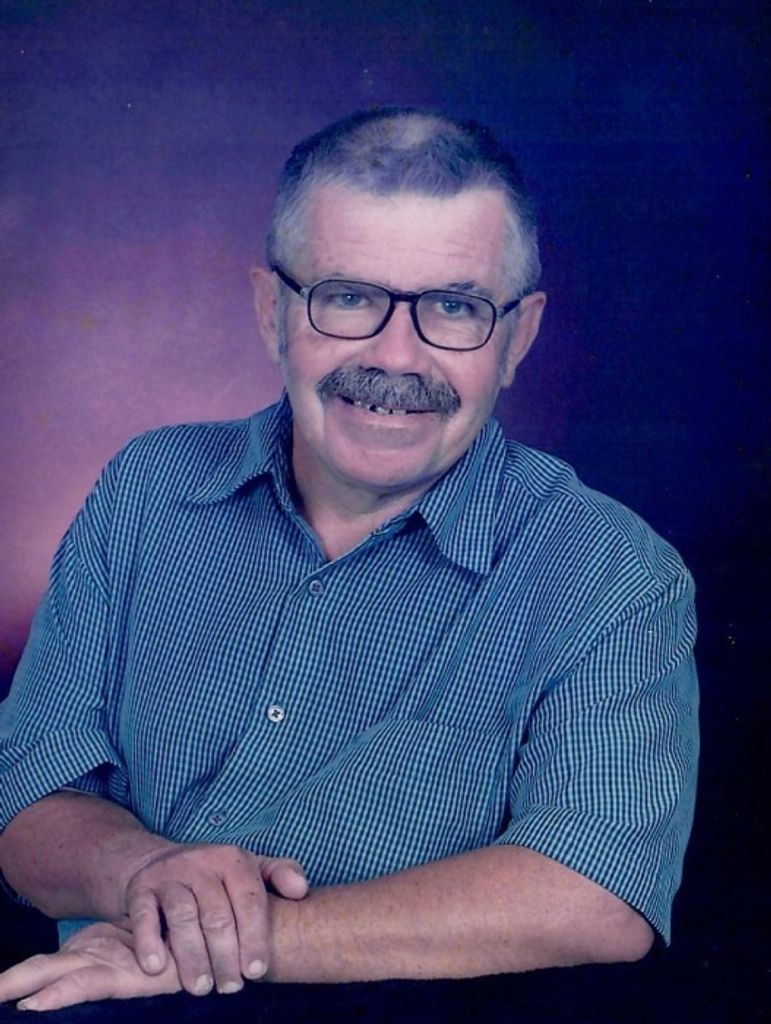 Larry L. Richards Profile Photo
