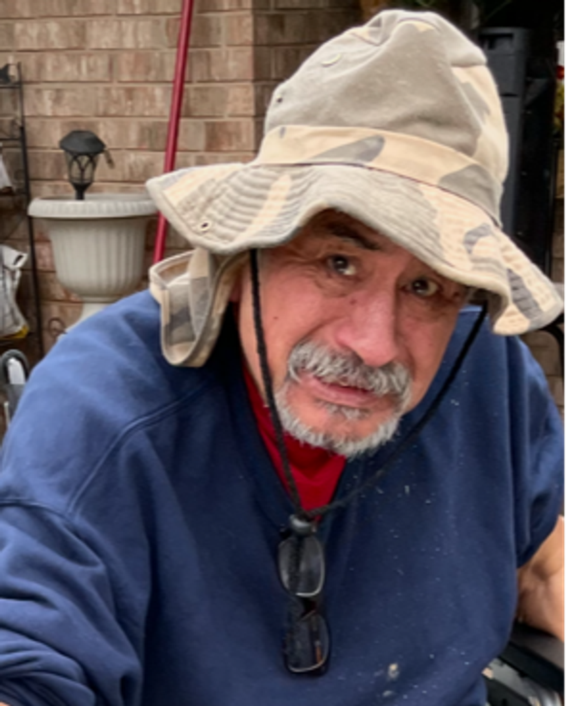 Simon Junior Solis Profile Photo