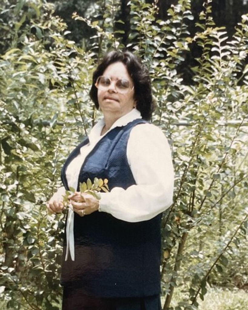 Lois Davillier Profile Photo