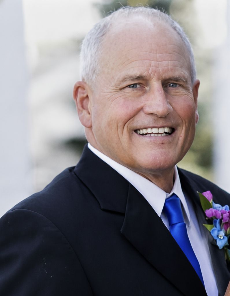 Robert "Bob" Thomas Brown Profile Photo