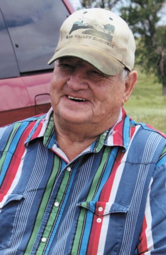 Leon John Pfaff Profile Photo