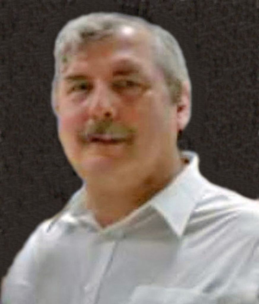 Tom Stoeger Profile Photo