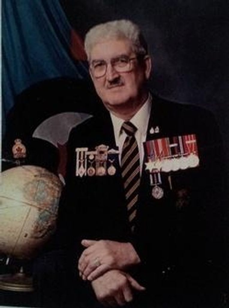 Carman ''Tom'' Lewis Hazelwood