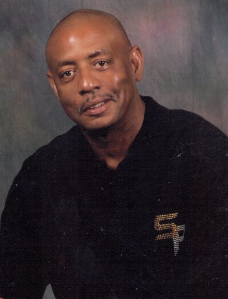 Mearl Robinson Profile Photo