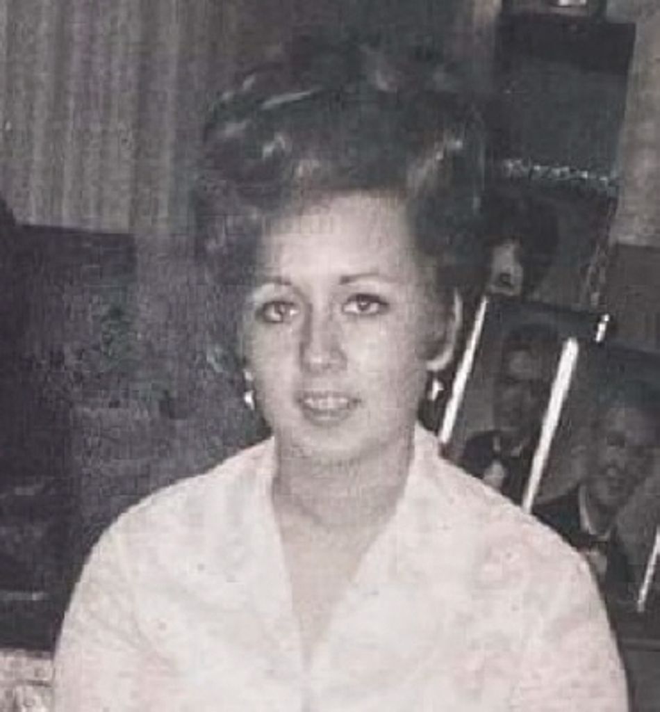 Alma     Annette Sutton Ross
