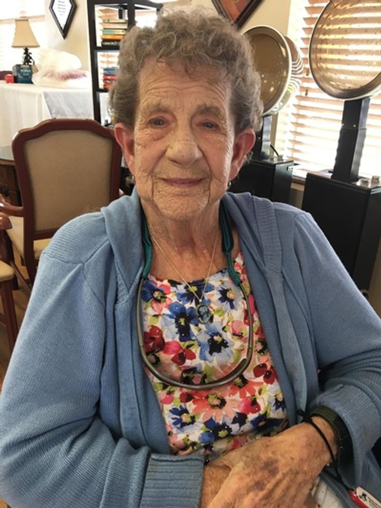 Polly Elizabeth Faulkner Profile Photo