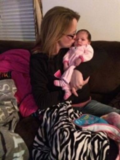 Kayli Rae Rose Hanson photo gallery thumbnail 13 of 20