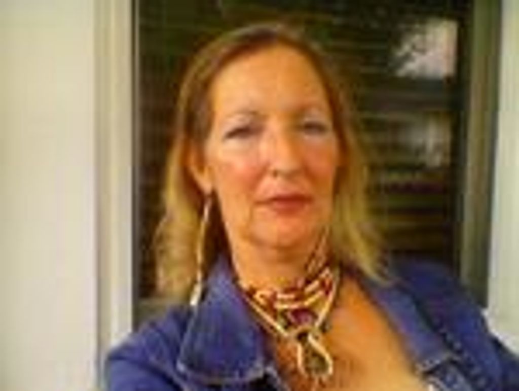 Carolyn Sue (Hammons)  Mathews