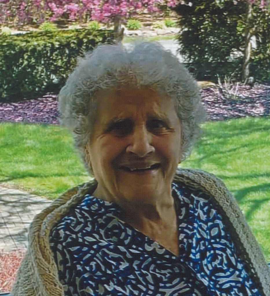 Betty E. (Antonelli)  Domenick