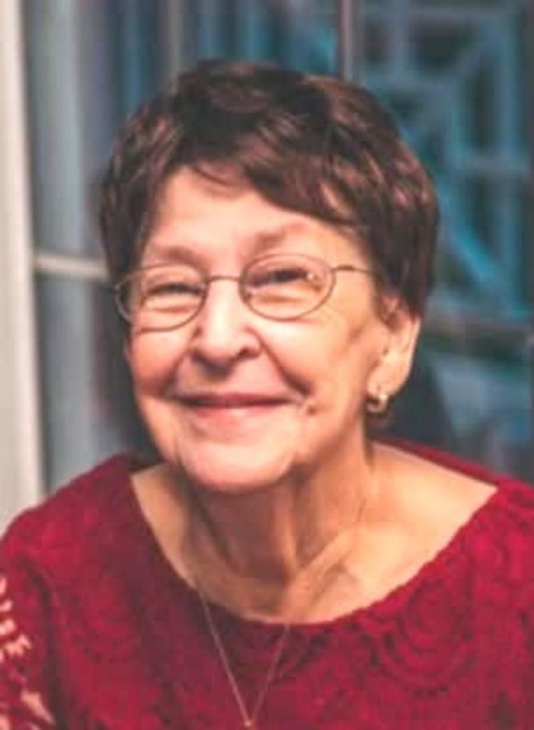 Elizabeth 'Sis' Chapdelaine Profile Photo