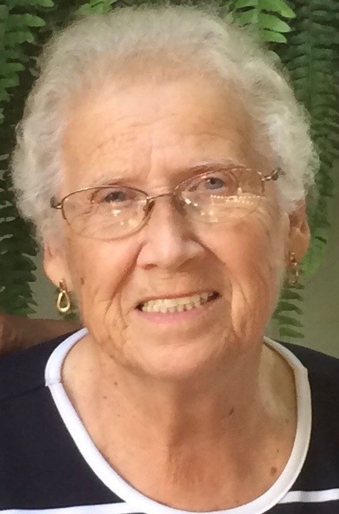 Iris Coralee (Beaty)  Stone