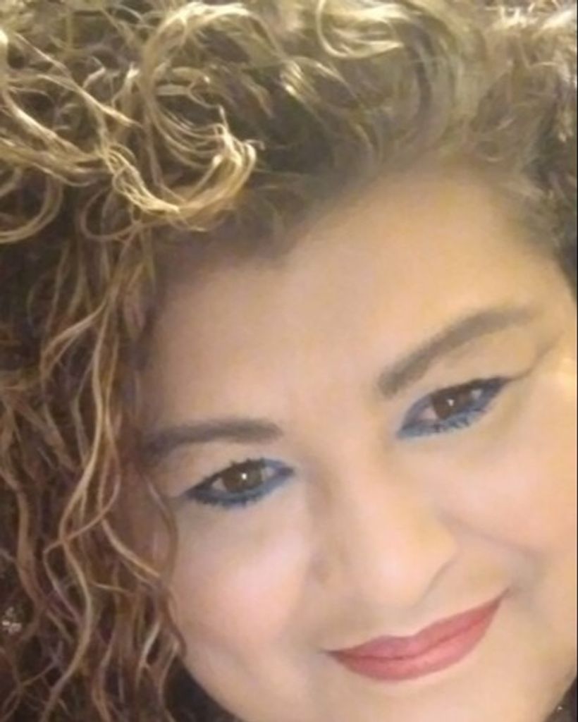 Esmeralda Salinas Profile Photo