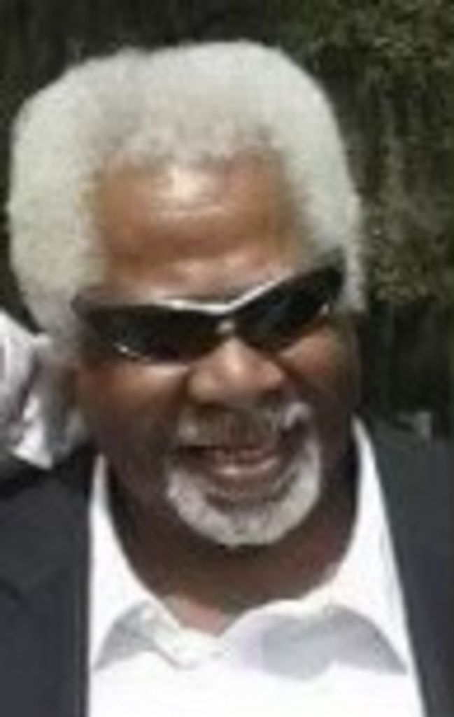 Lorenzo "Buddy" Swift Profile Photo