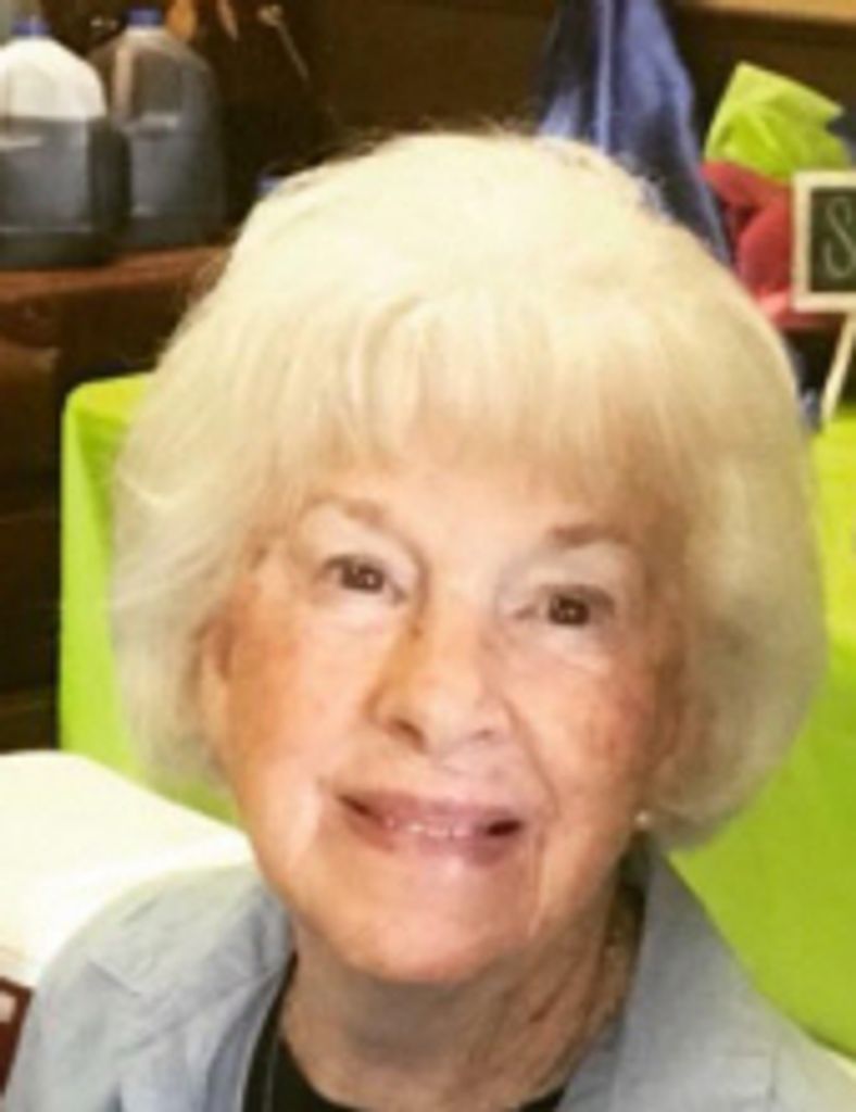 Nadine Russ