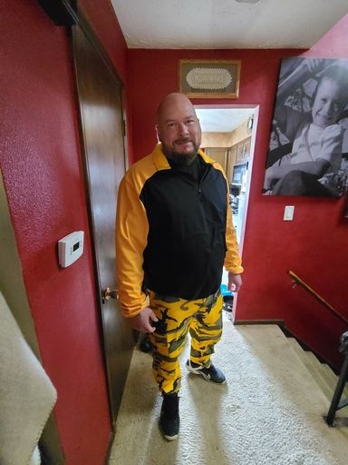 Kevin Moninski photo gallery thumbnail 9 of 51