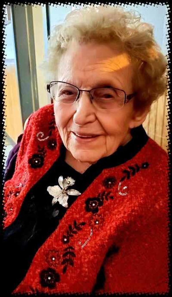 Lucille Stelzer Profile Photo