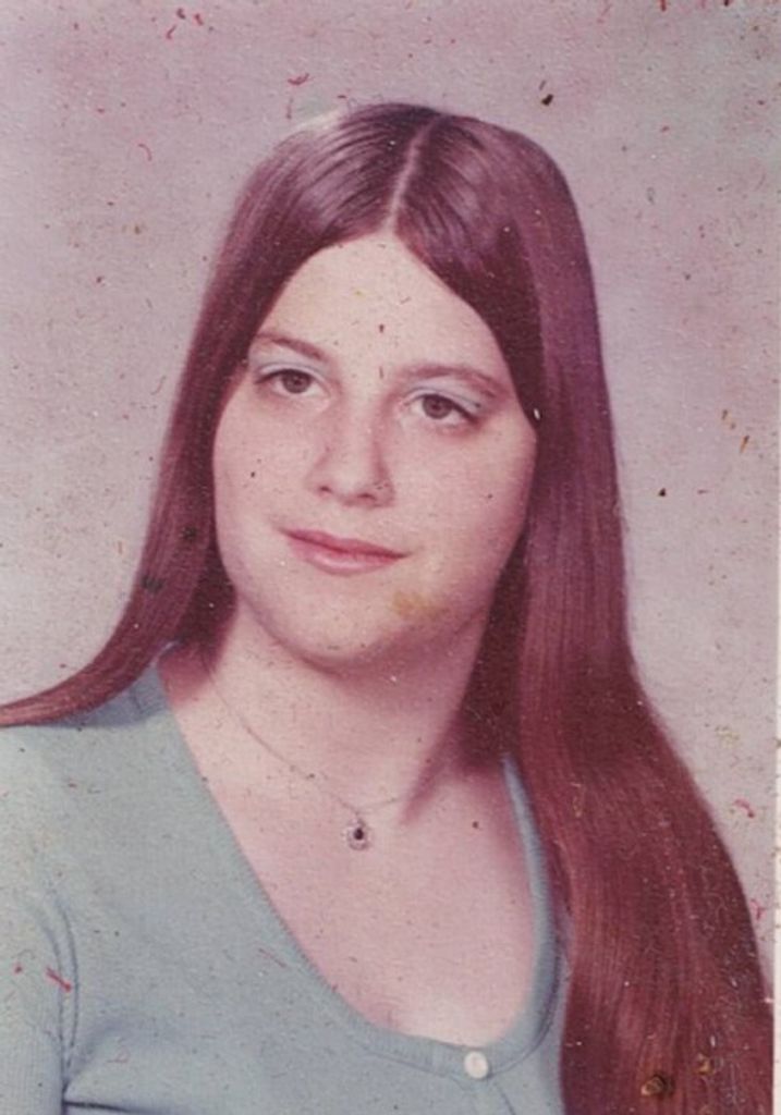 Angela C. (Thomas) Scavelli