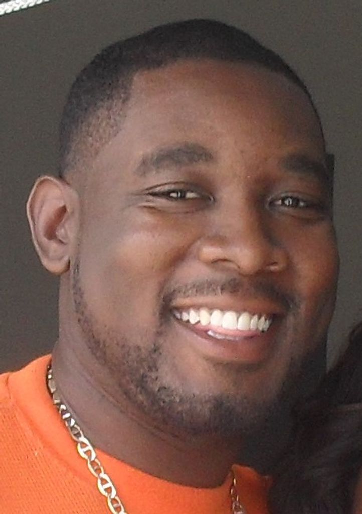 Donald Gilchrist, Jr