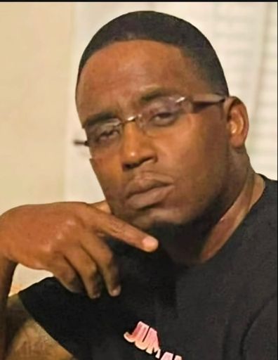 Charles Oshay Brown Profile Photo