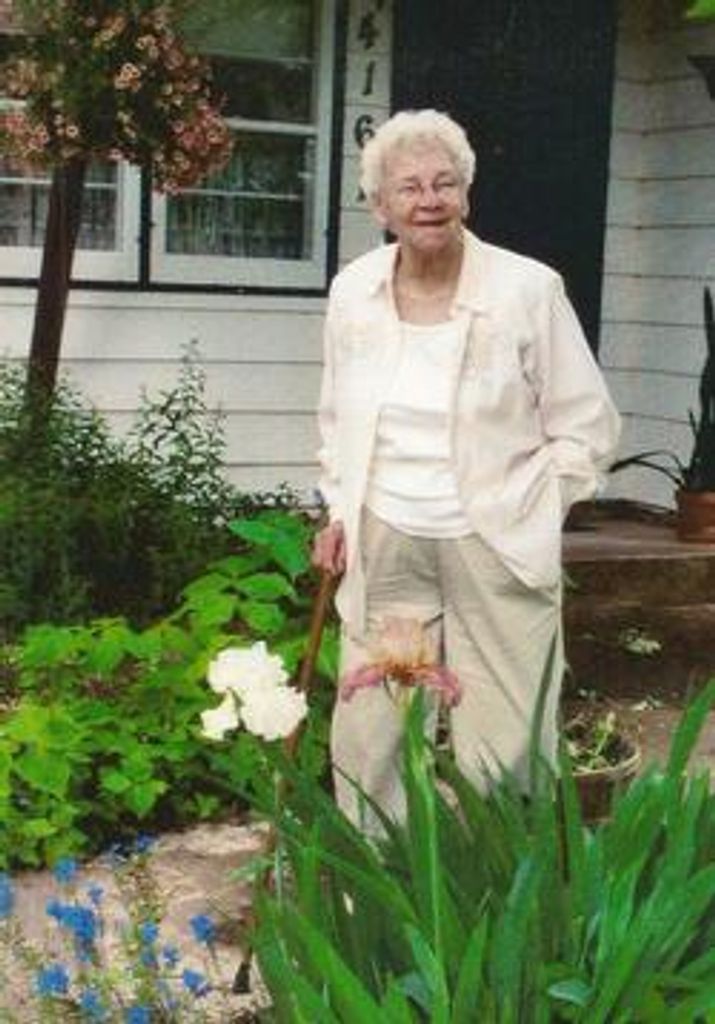 Mae Fransen Profile Photo