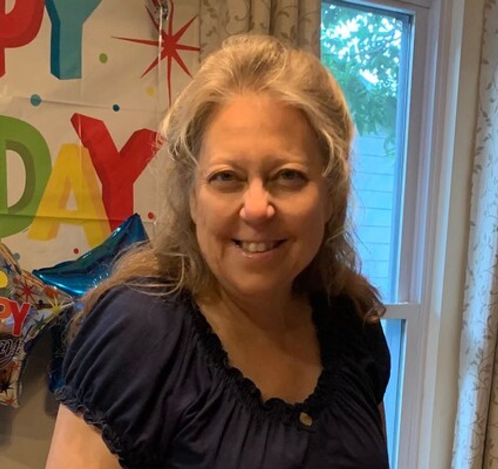 Angela Easter Profile Photo