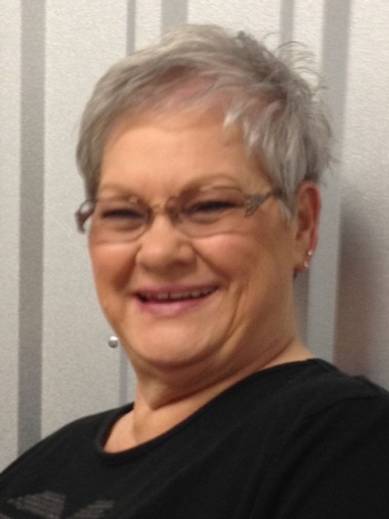 Angie Marlene Meller Profile Photo