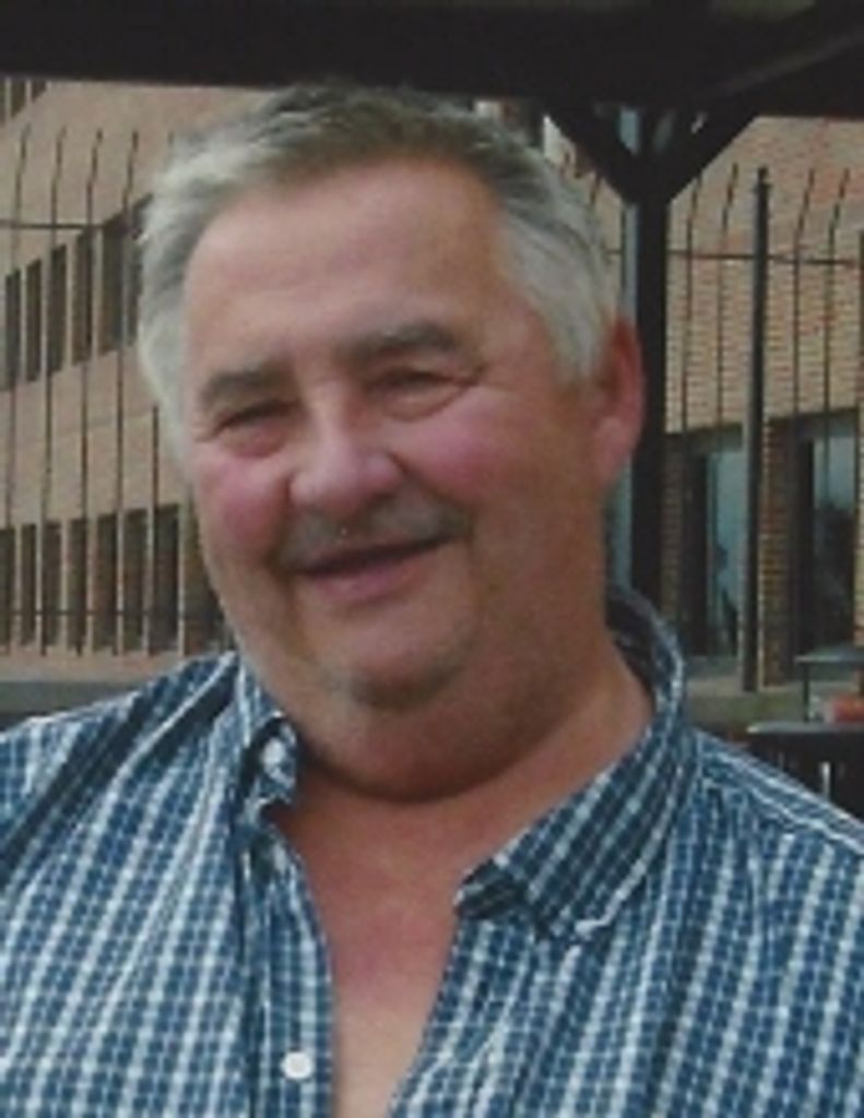 William L. "Lee" Tracey, Jr. Profile Photo