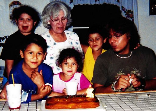 Yolanda C. Gonzalez photo gallery thumbnail 120 of 357