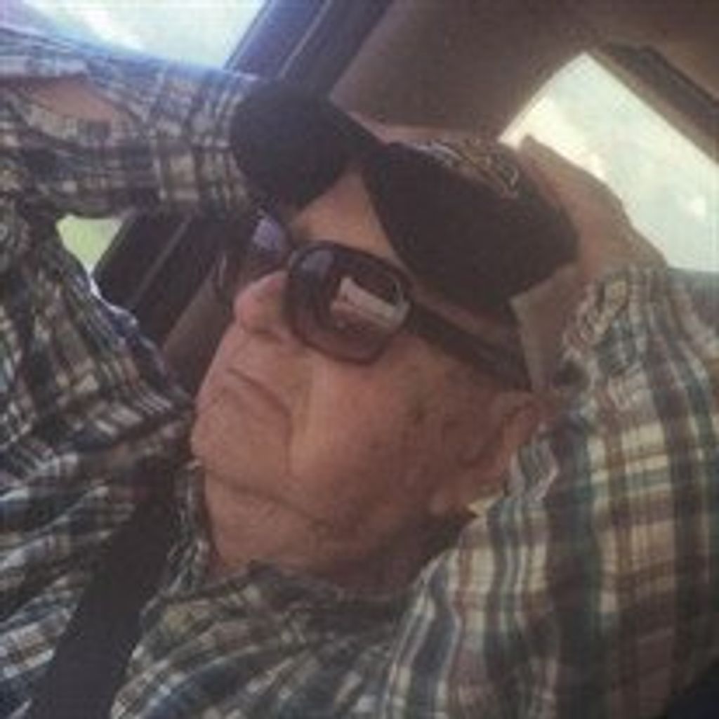 Felton  Floyd Lewallen