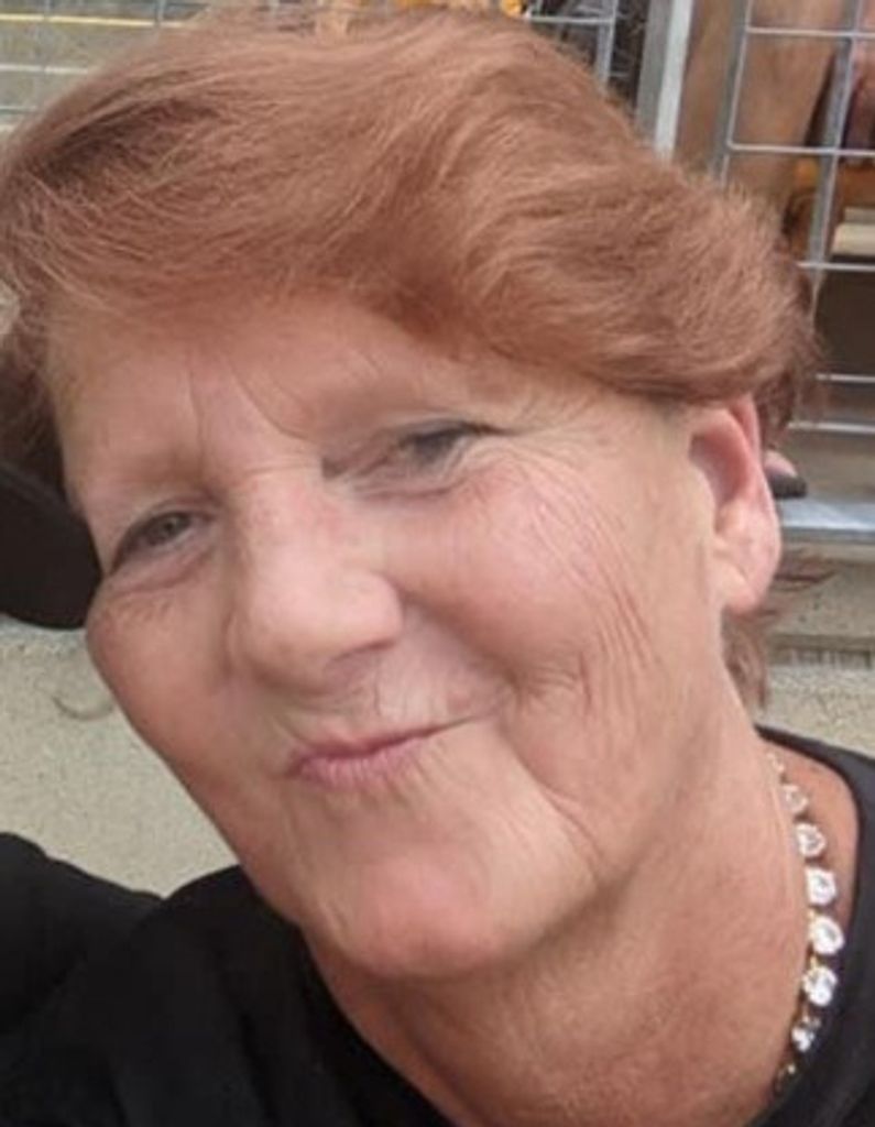 Pamela J. "Pam" (Pross)  Holland