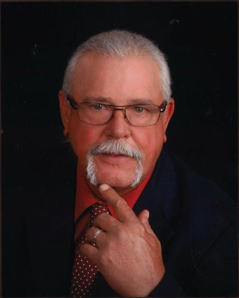 Thomas Hyndon White, Jr. Profile Photo