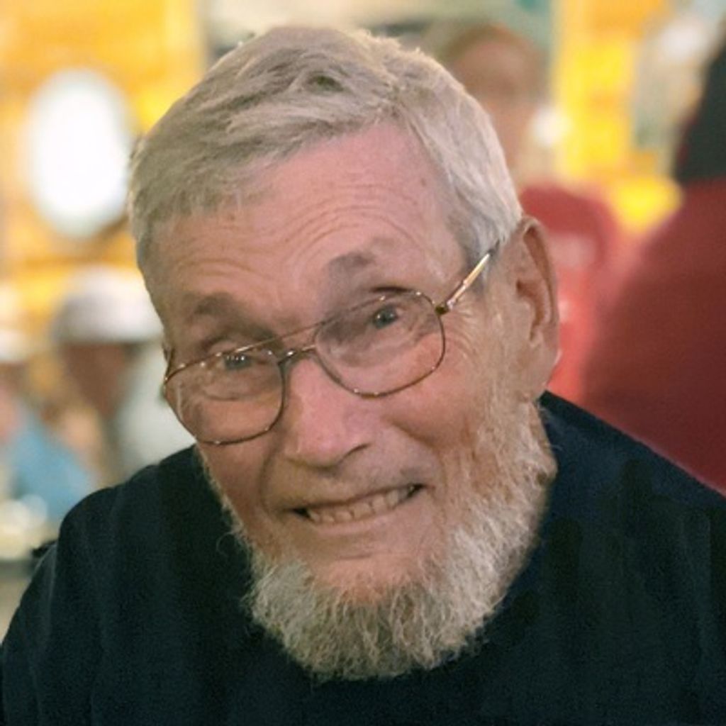 Tom Vavra Profile Photo
