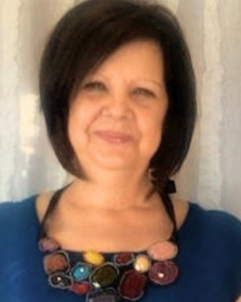 Della A. Schlupp Profile Photo