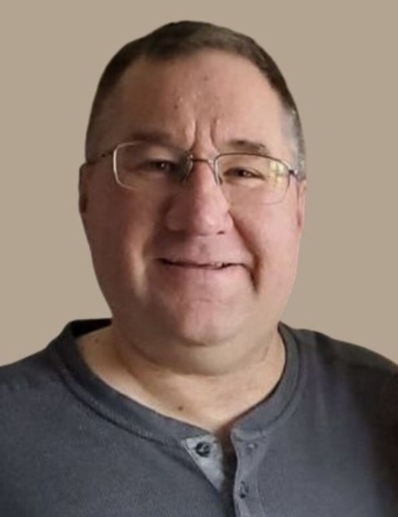 Thomas Helfman Profile Photo