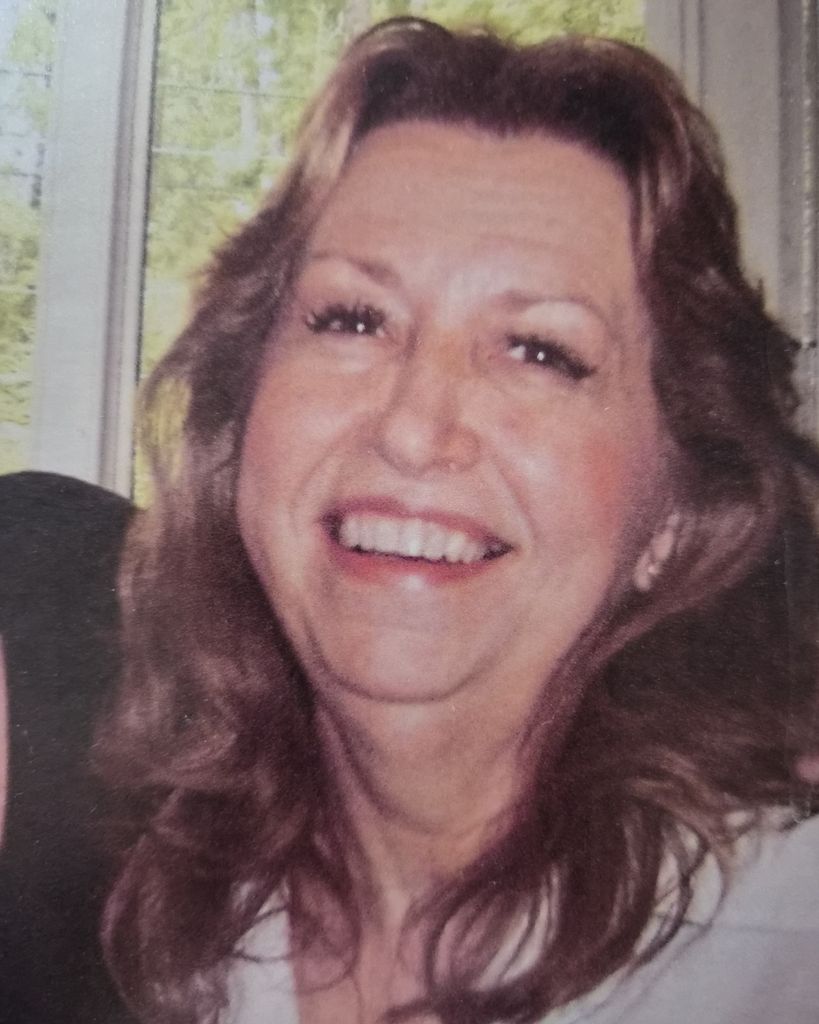 Leasa Gale Dickenson Profile Photo