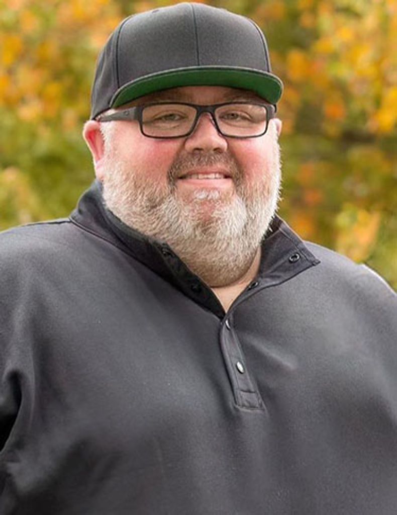 Eric Michael Mccauley Profile Photo